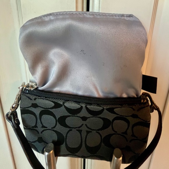 Coach Black Signature Wristlet with signature pattern - Picture 5 of 7